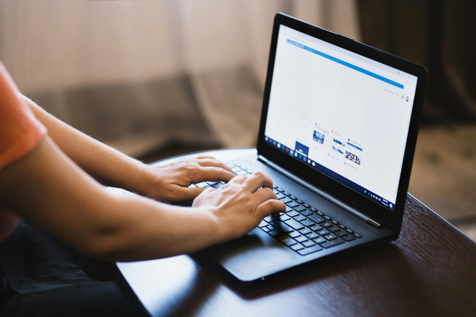 How to Use ChatGPT to Improve Your Resume
