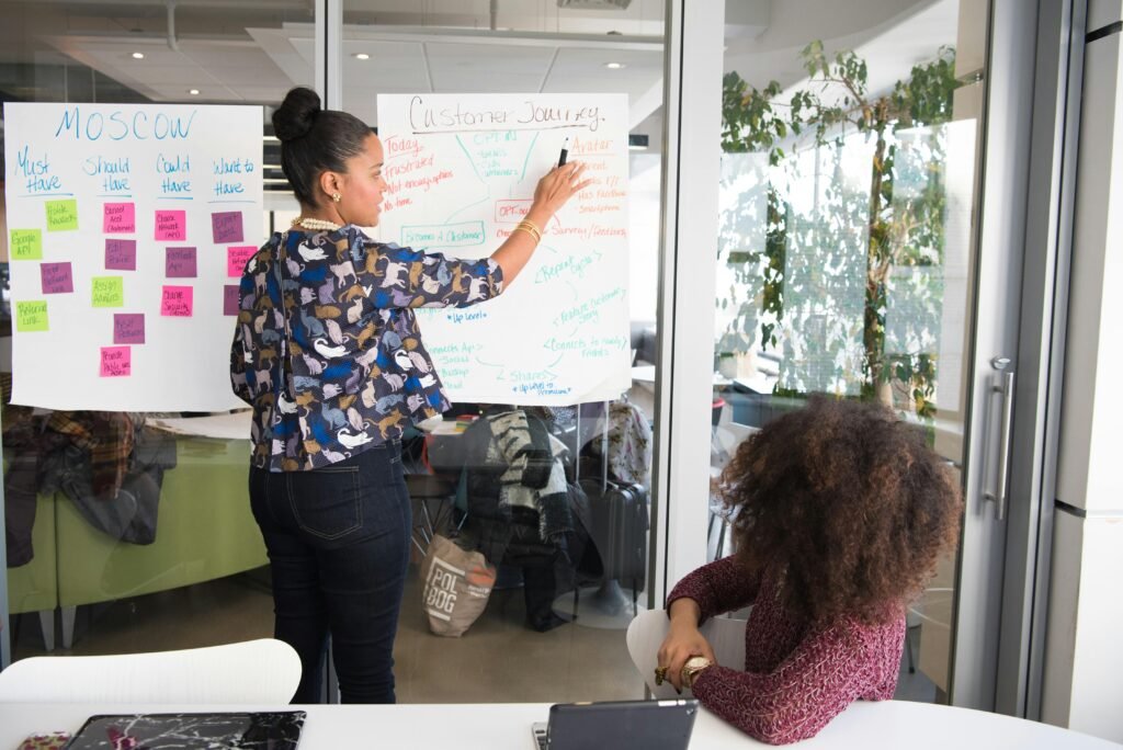 How to Build a Strong LinkedIn Profile for Job Hunting